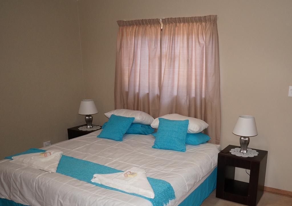 Mckala Guesthouse Kimberley Phòng bức ảnh