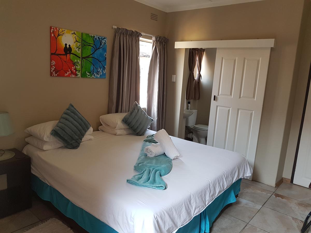 Mckala Guesthouse Kimberley Ngoại thất bức ảnh